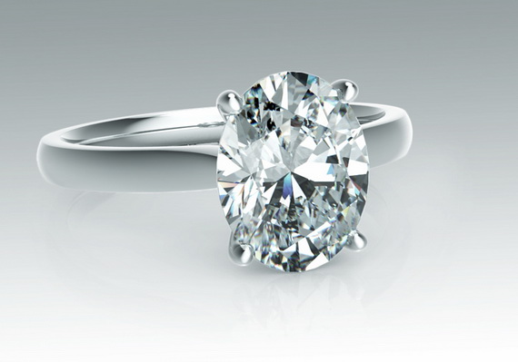 18k. (750°) white gold with Oval shaped diamond 1.03 carat G / VVS2 certificate GIA € 6.250,- Prices depend on the diamond of your choice