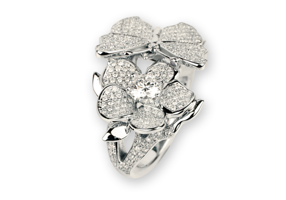 18k. (750°) with diamonds total weight 1.52 carat F / VS1 € 7.500,-